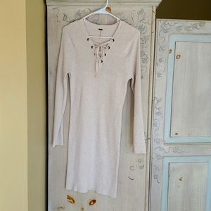 Poof size Large women's sweater dress.